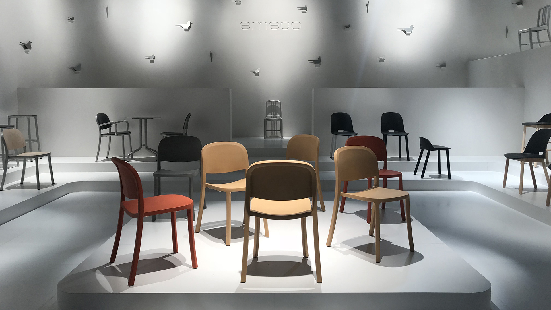stand emeco